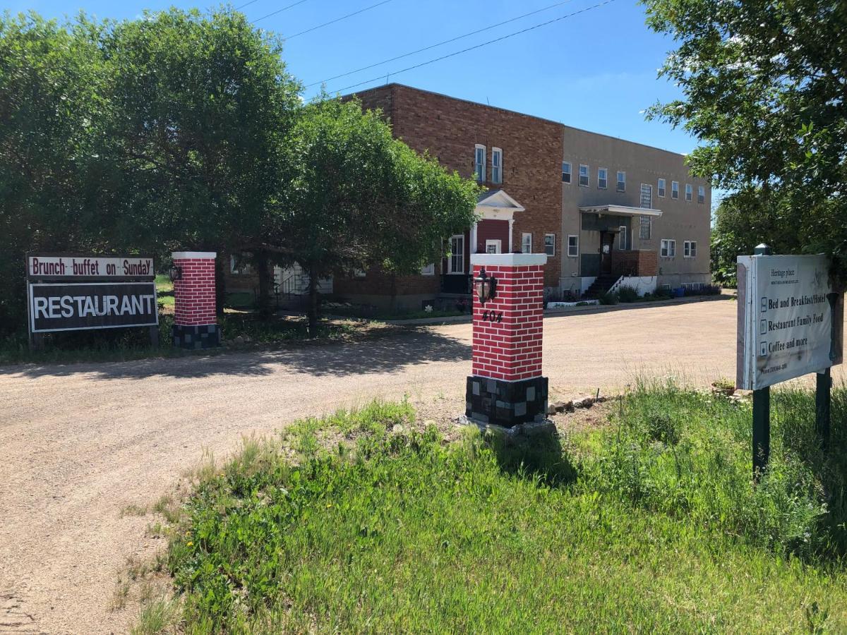 Heritage Place Hotel Gravelbourg Εξωτερικό φωτογραφία