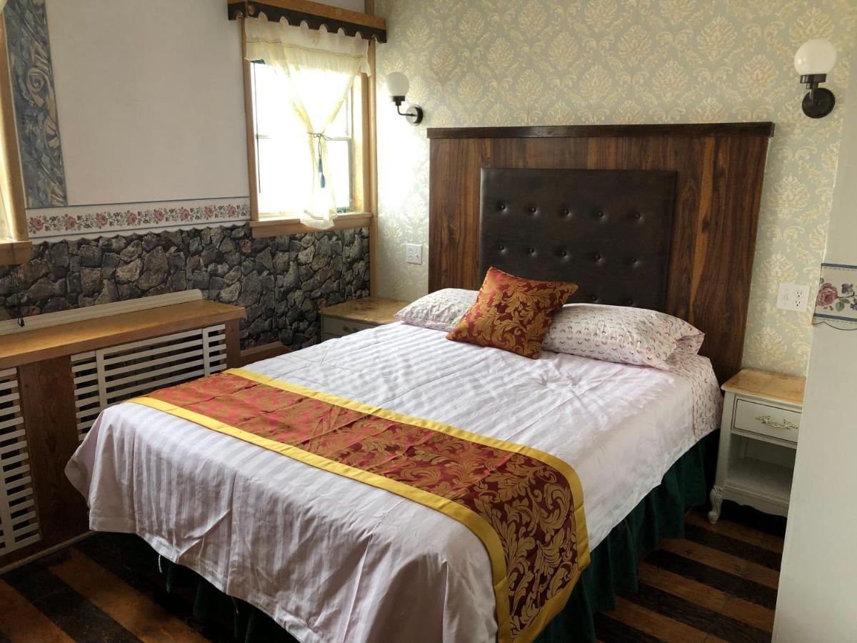 Heritage Place Hotel Gravelbourg Εξωτερικό φωτογραφία