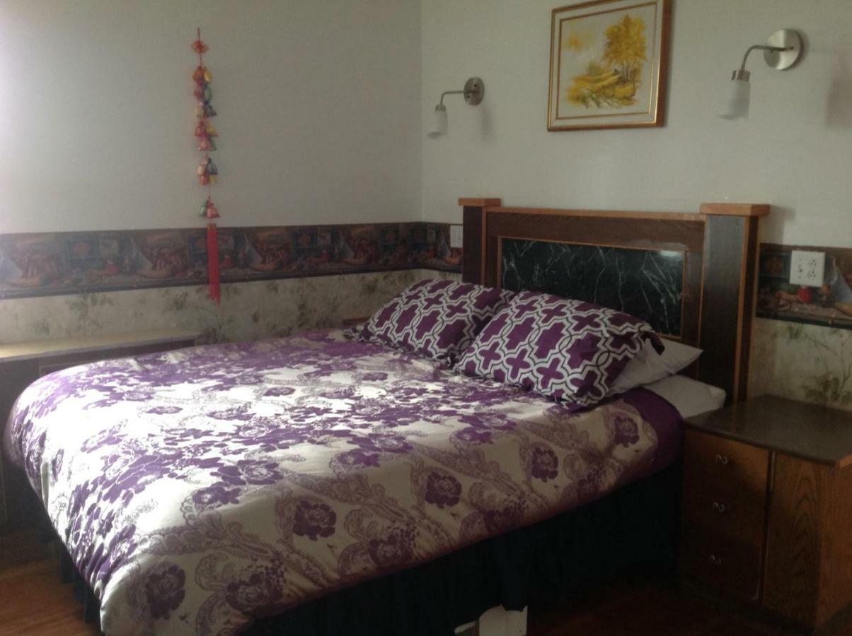 Heritage Place Hotel Gravelbourg Εξωτερικό φωτογραφία