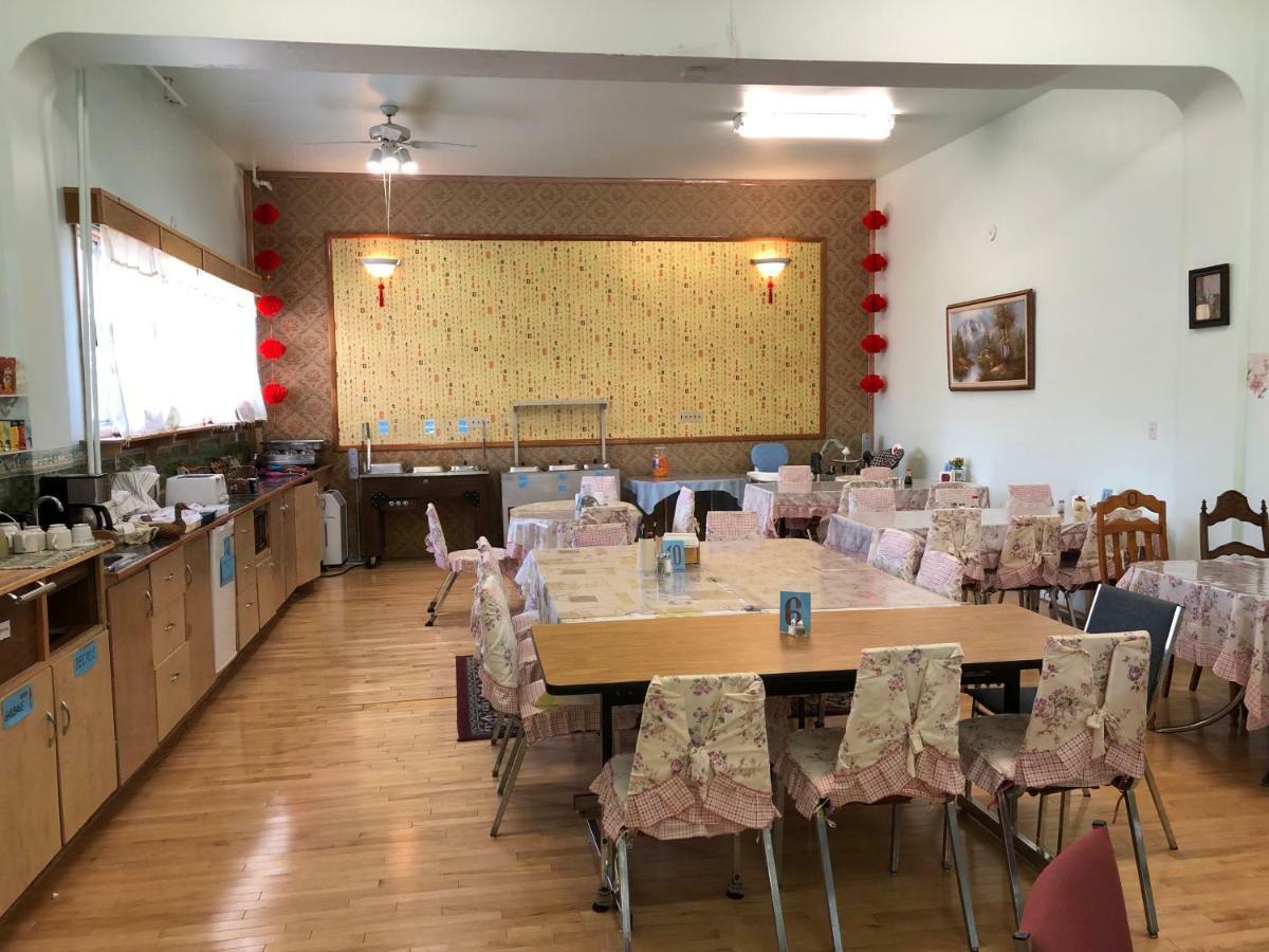 Heritage Place Hotel Gravelbourg Εξωτερικό φωτογραφία